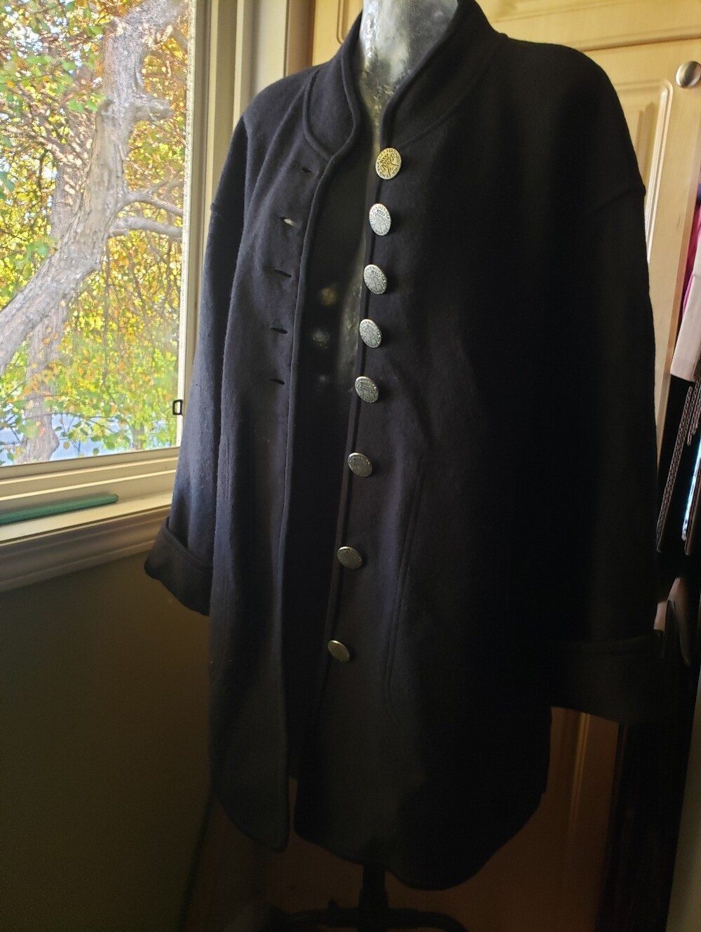 GEIGER 100 % Pure Wool Black Button-Front Coat Made In Austria